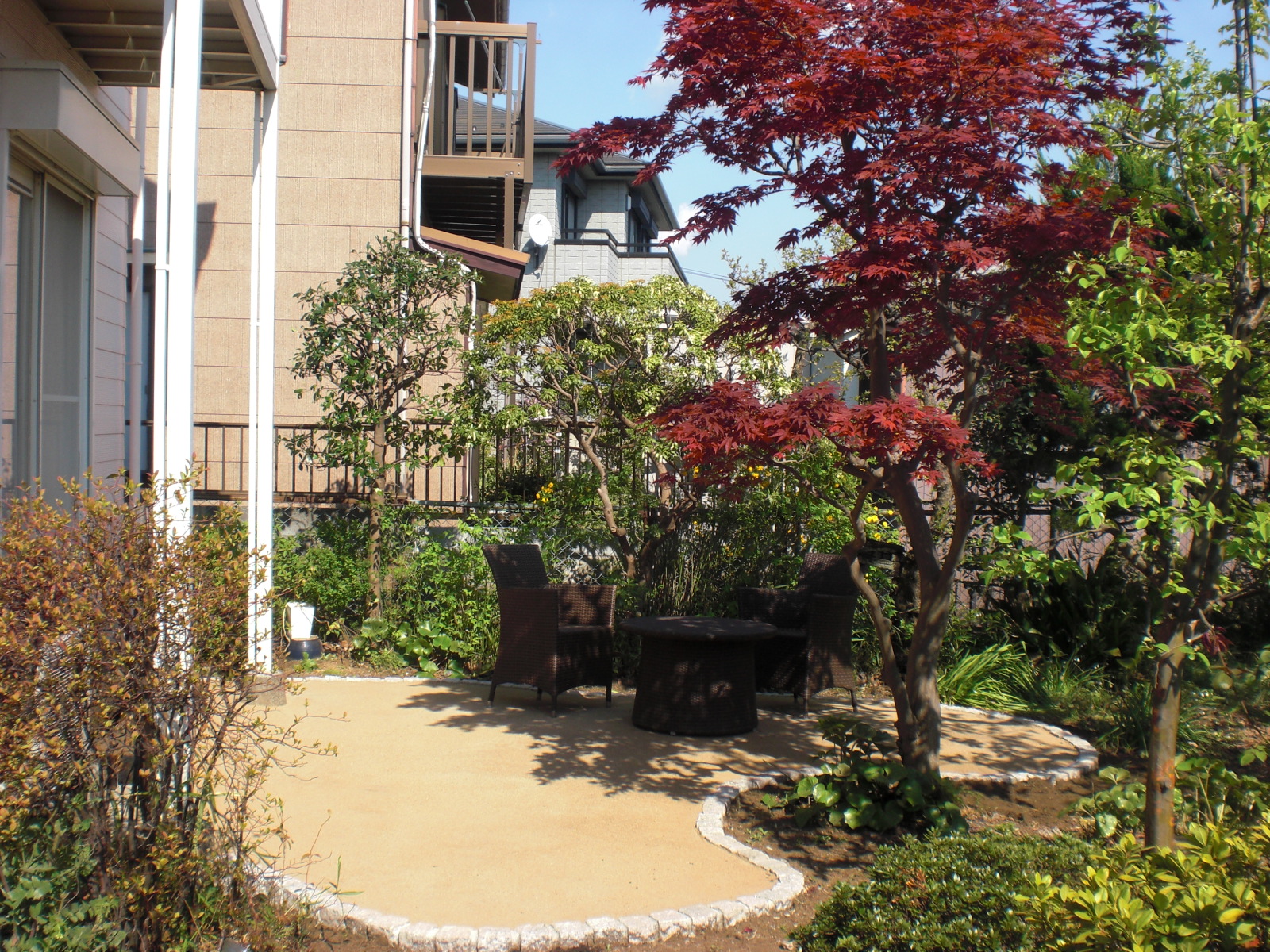 神奈川区k邸 造園工事 植木屋 造園 マンション植栽管理は神奈川 横浜市港北 都筑 植木屋ホシ